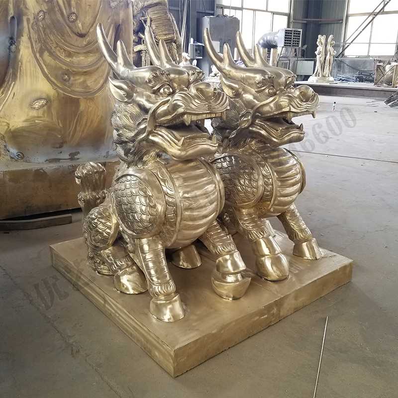 銅麒麟擺件，風(fēng)水麒麟擺件，傳統(tǒng)麒麟雕塑